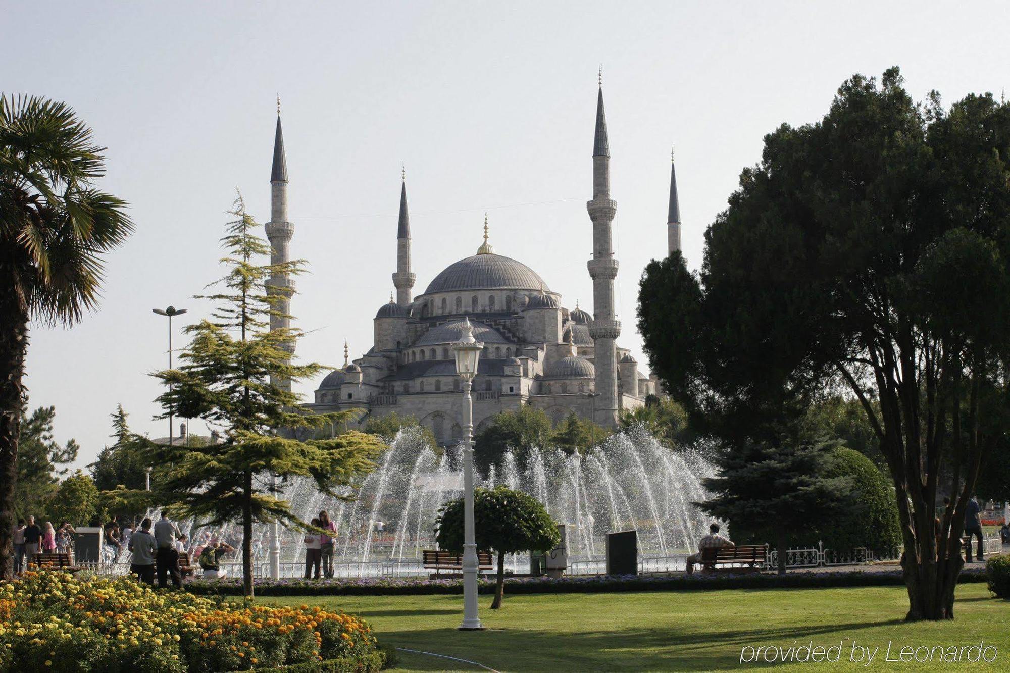 Hotel Biz Cevahir Sultanahmet 4*